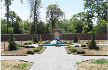 walled-garden_fountain
